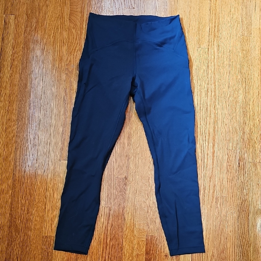Lululemon Navy Blue High-Waisted Capri Leggings
